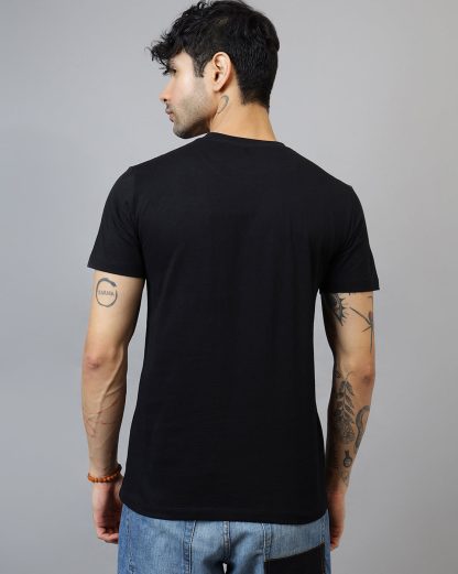 Friends Printed Regular Fit Tshirt For Men - Image 3