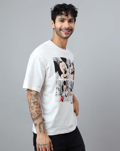 Mickey & Friends Printed Oversized Tshirt For Men - Image 2