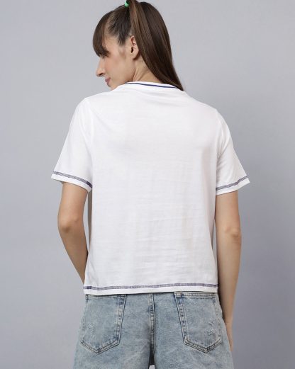 Peanuts Printed Regular Fit Tshirt For Women - Image 3